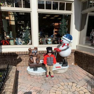 Meet your Posher, Daniel